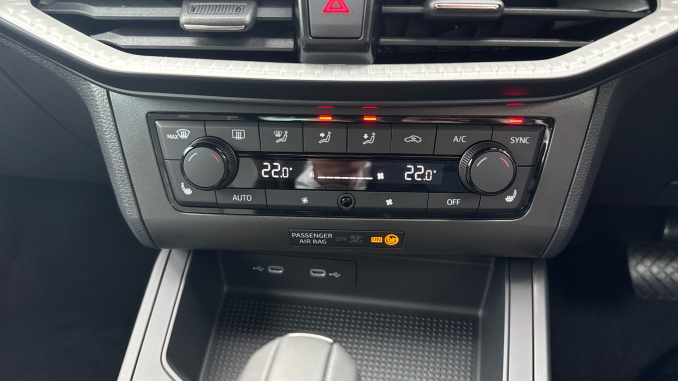 SEAT Ibiza 1.0 TSI 115 FR 5dr DSG Petrol Hatchback - Image 13